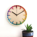 Uitstekende woondecoratie en sieraden van papierkralen